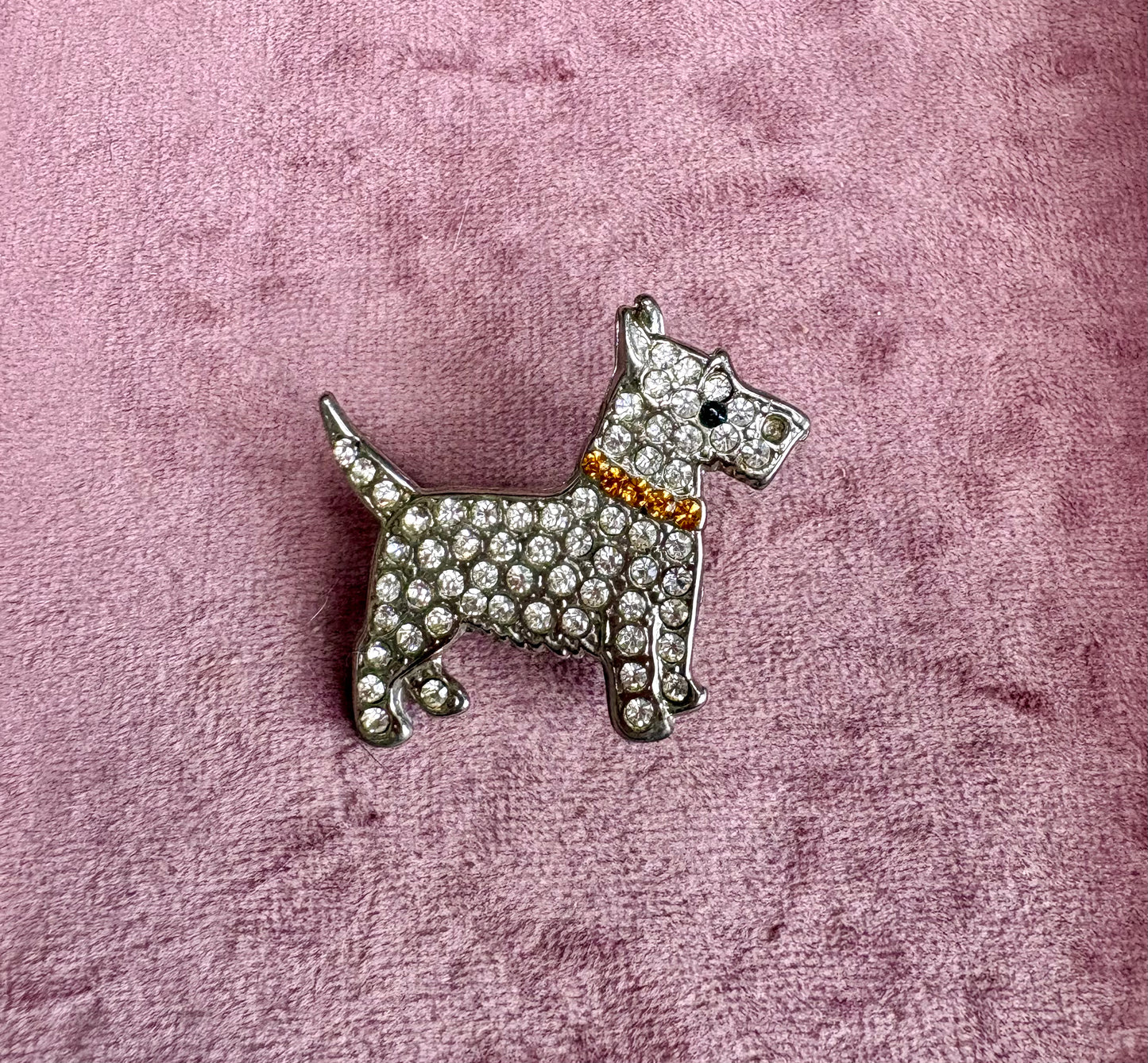 Adorable Vintage Scottie Dog Brooch