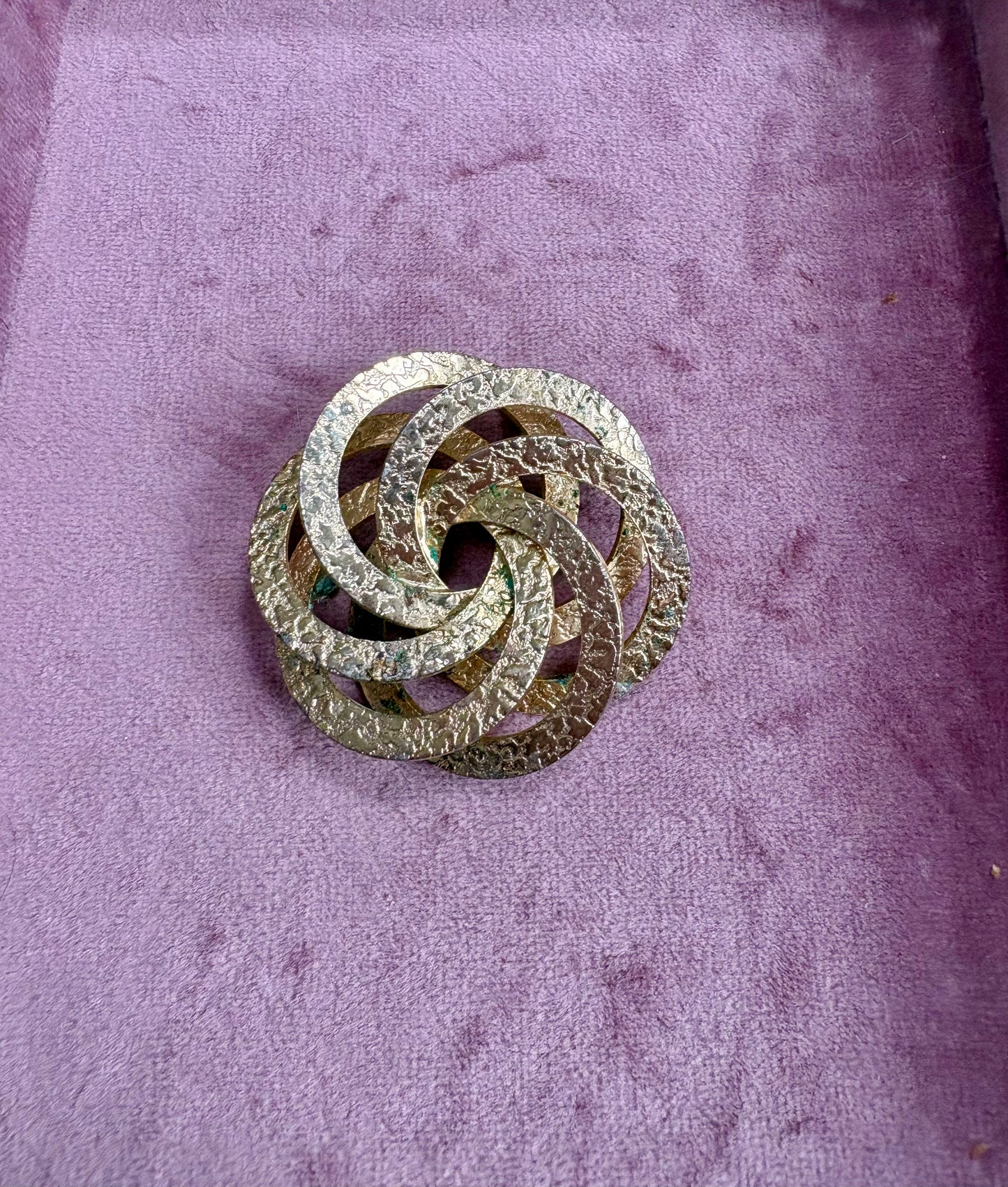 Vintage Gold Tone Brooch