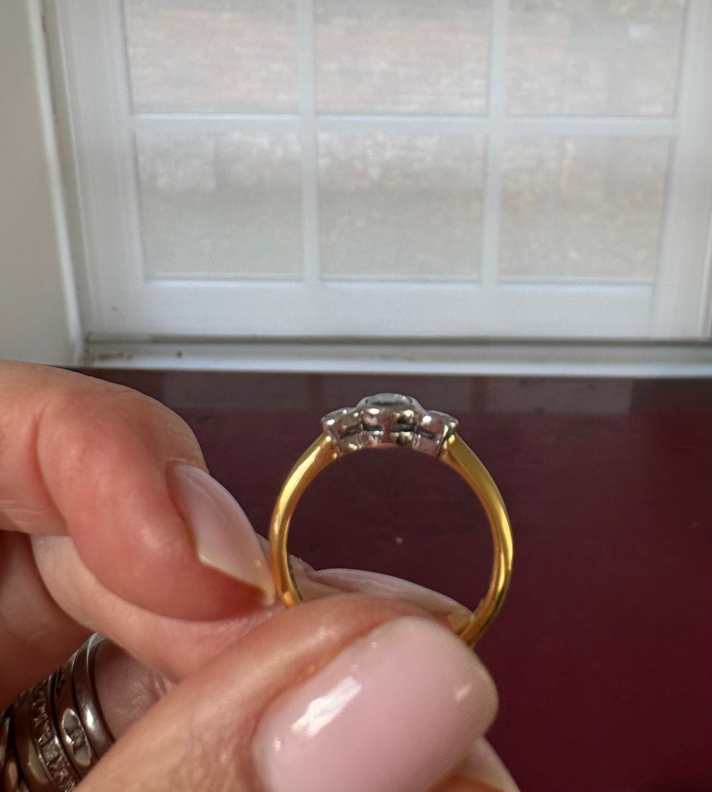 Lovely Vintage 18ct Gold,Aquamarine and Diamond Ring