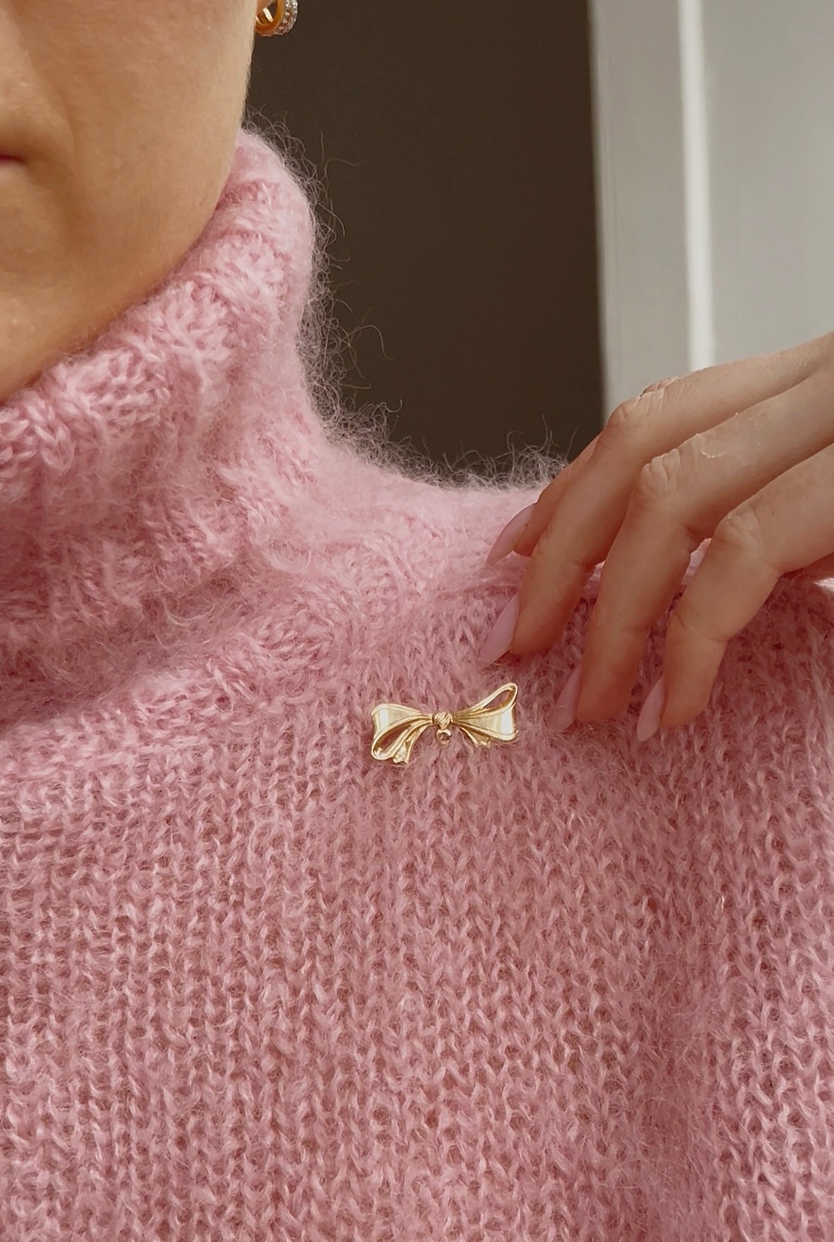 Gorgeous Vintage 18ct Gold Bow Brooch