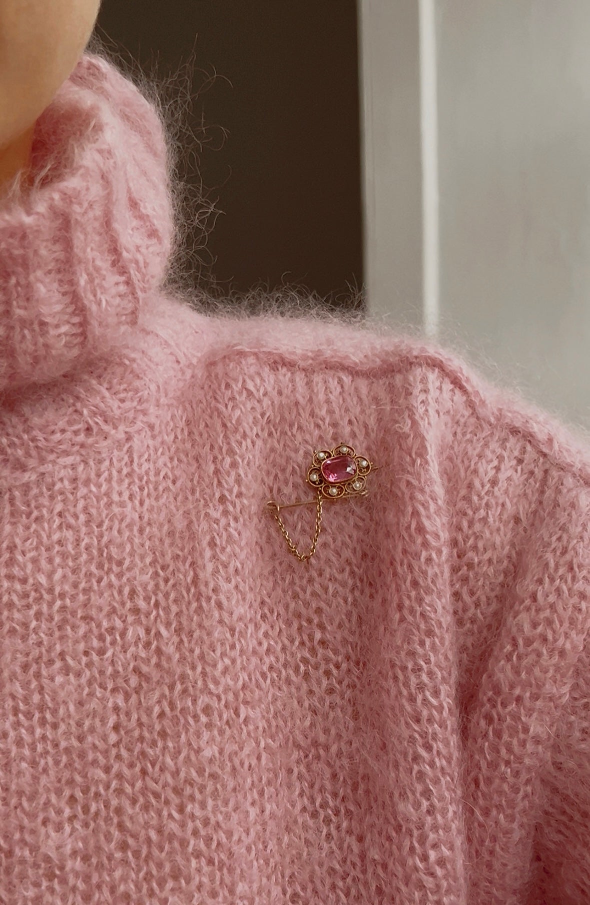 Very Beautiful 19th Century Split Pearl and Pink Paste Brooch