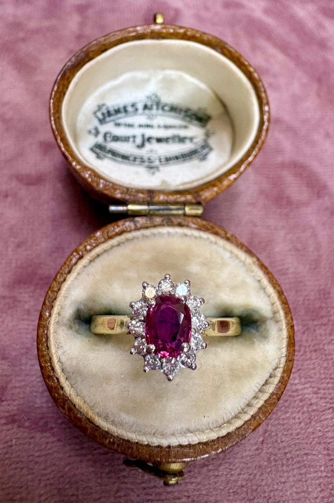 Lovely Vintage 18ct Gold, Ruby and Diamond Ring