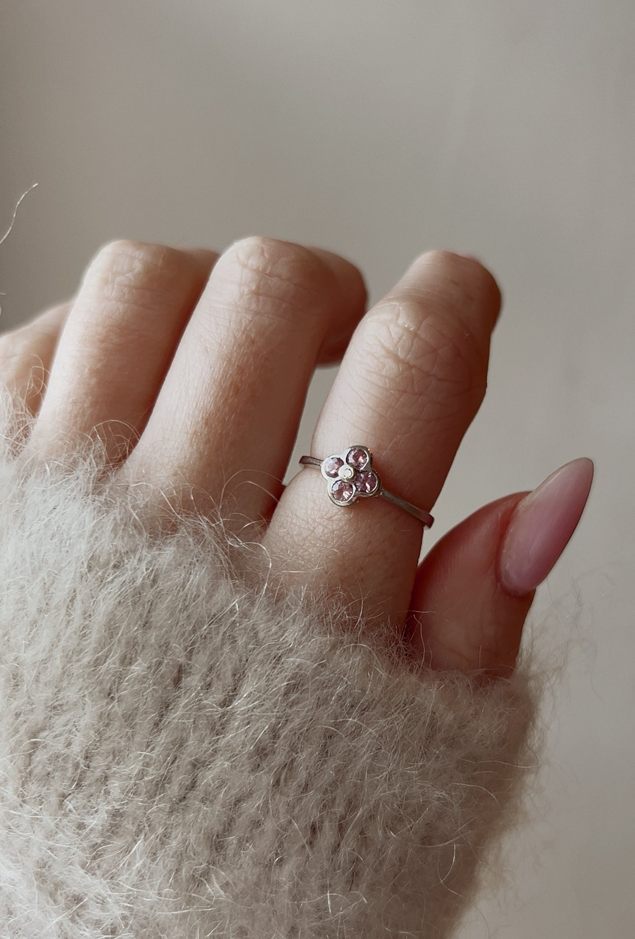 Very Sweet 9ct White Gold, Pink Sapphire and Diamond Ring