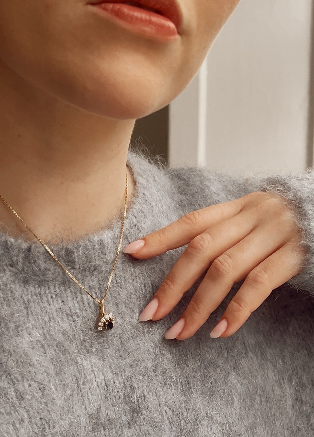Wonderful Vintage Sapphire and Diamond Pendant with chain