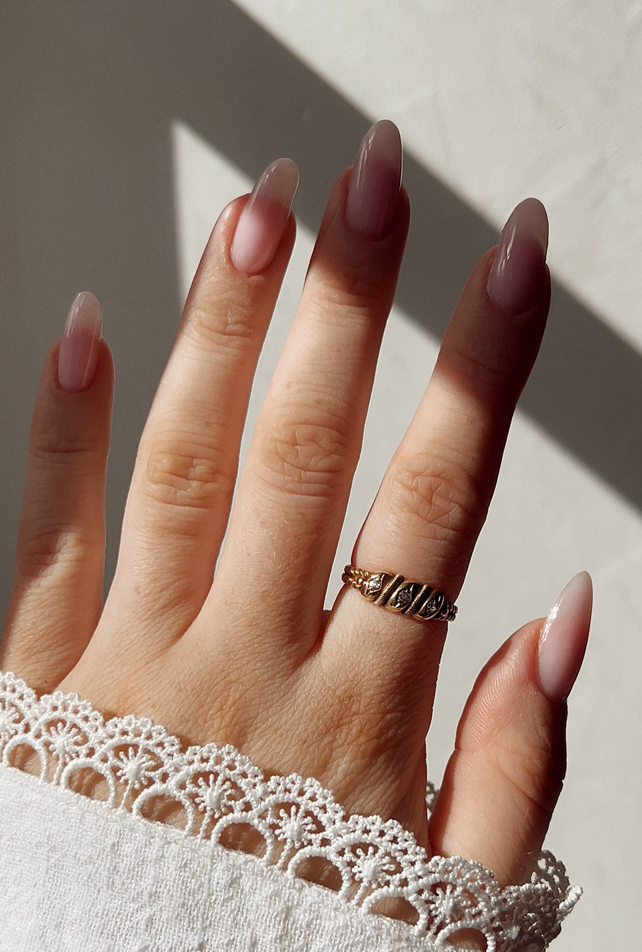 Really Gorgeous and Rare Victorian 18ct Yellow Gold Three Stone Diamond Ring