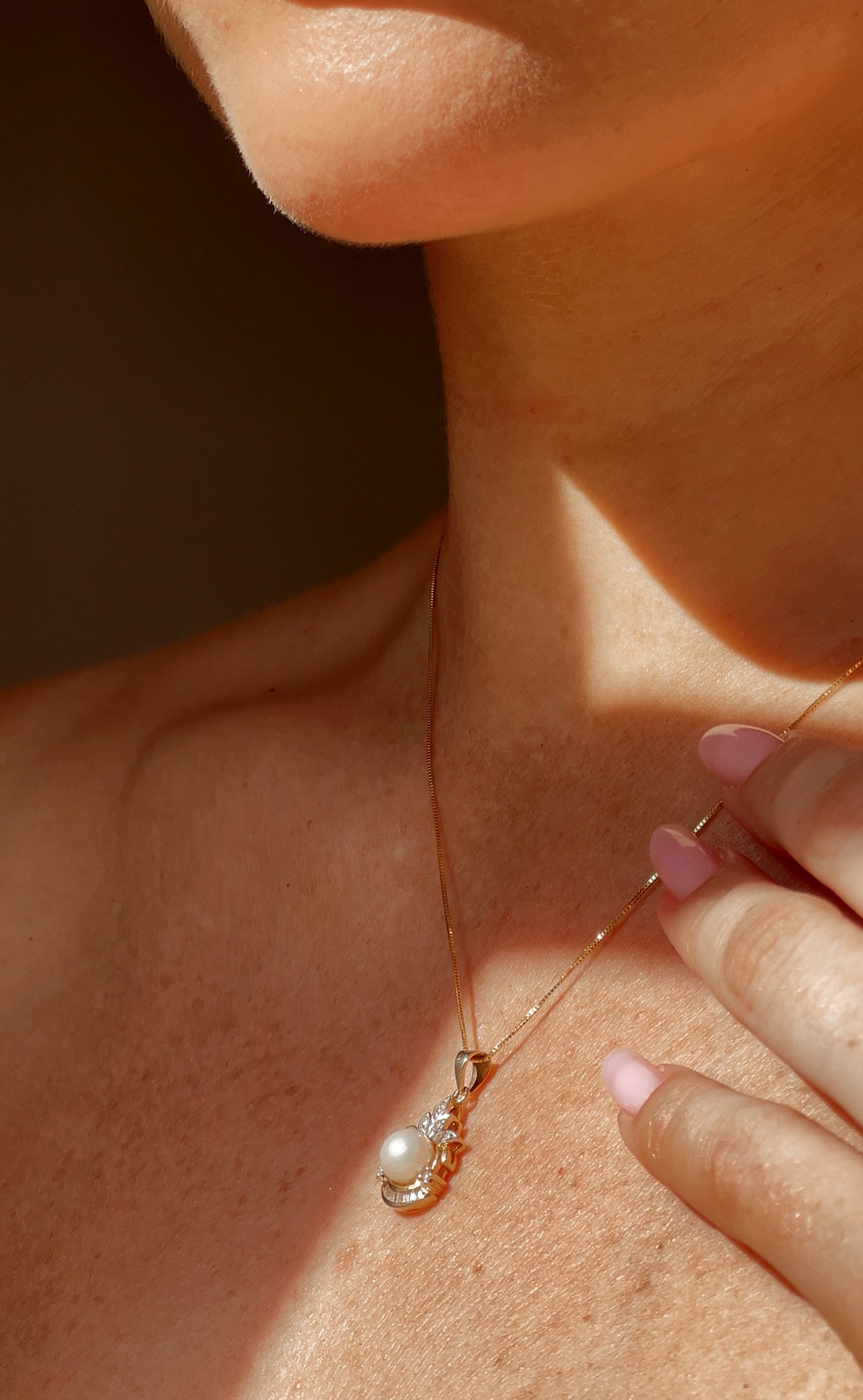 Pretty Vintage 14k Gold Cultured Pearl and Vari-cut Diamond Pendant