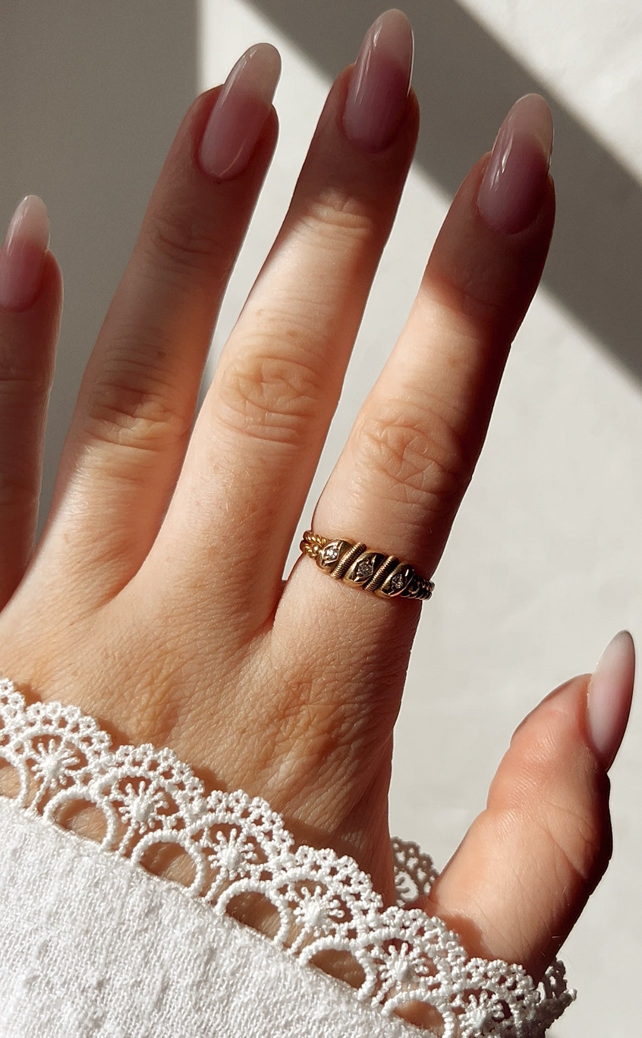 Really Gorgeous and Rare Victorian 18ct Yellow Gold Three Stone Diamond Ring