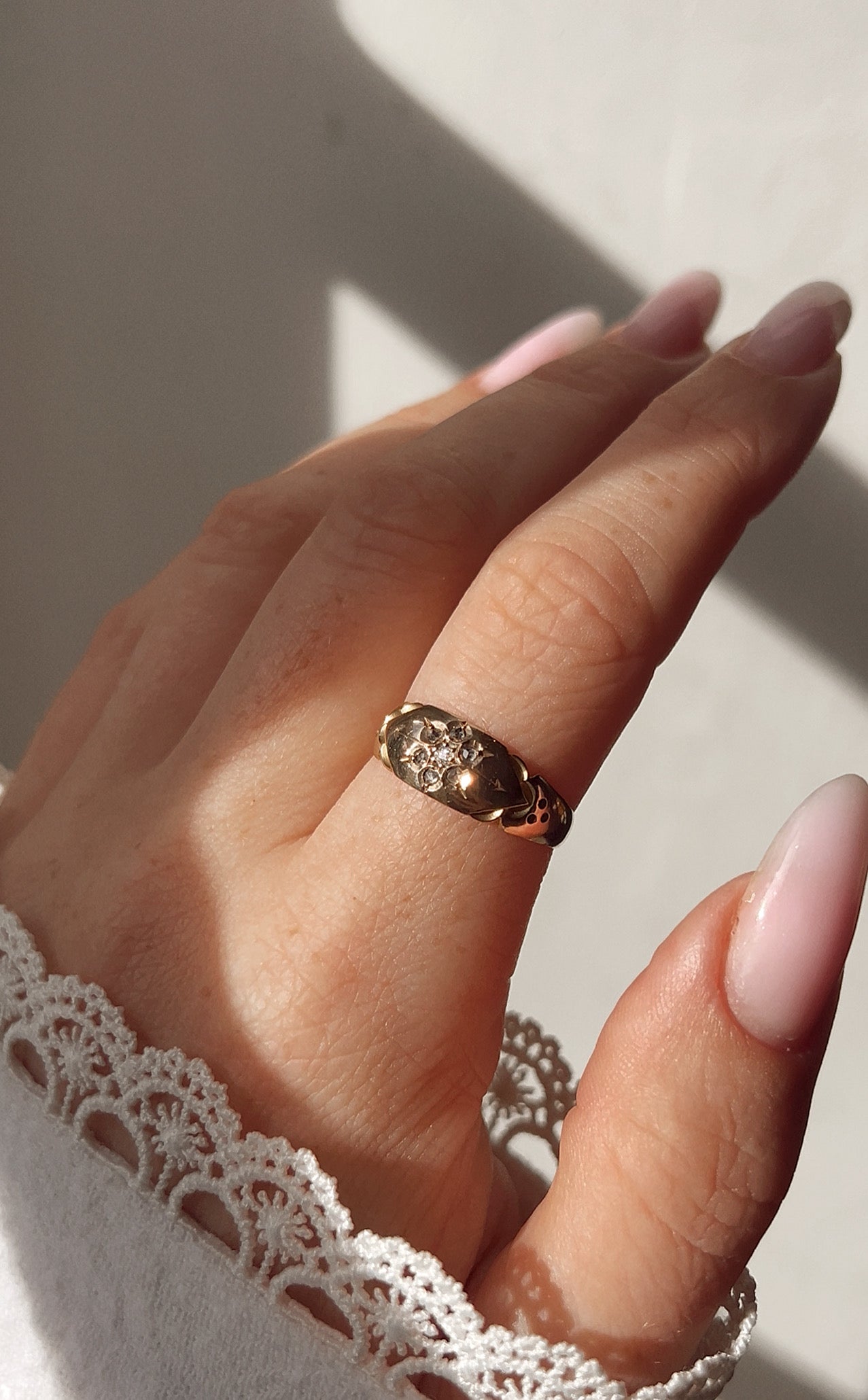 Pretty Victorian 15ct Gold Diamond Floral Ring