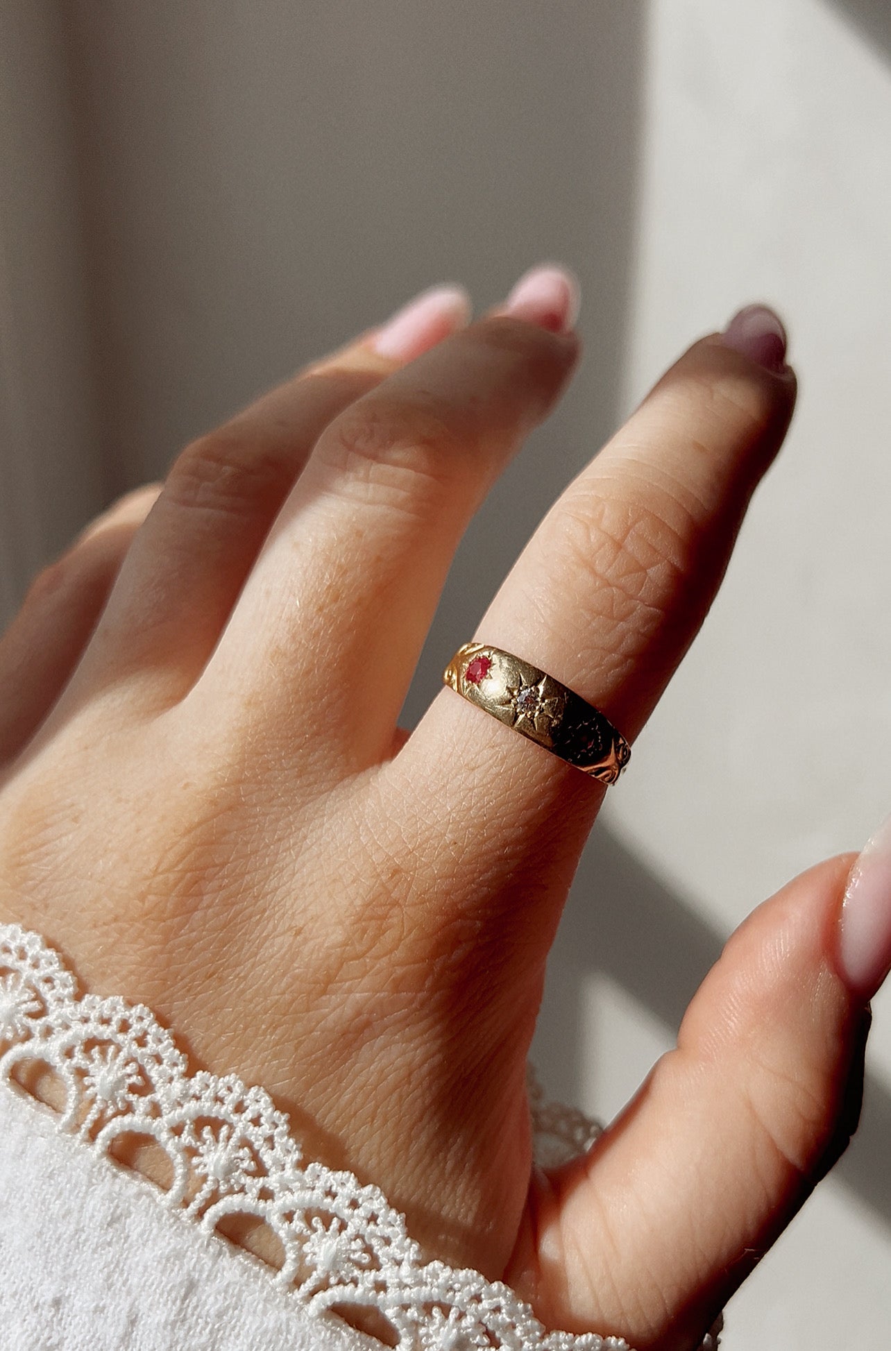 Gorgeous Early 20th Century Gold, Ruby and Diamond Starburst Ring