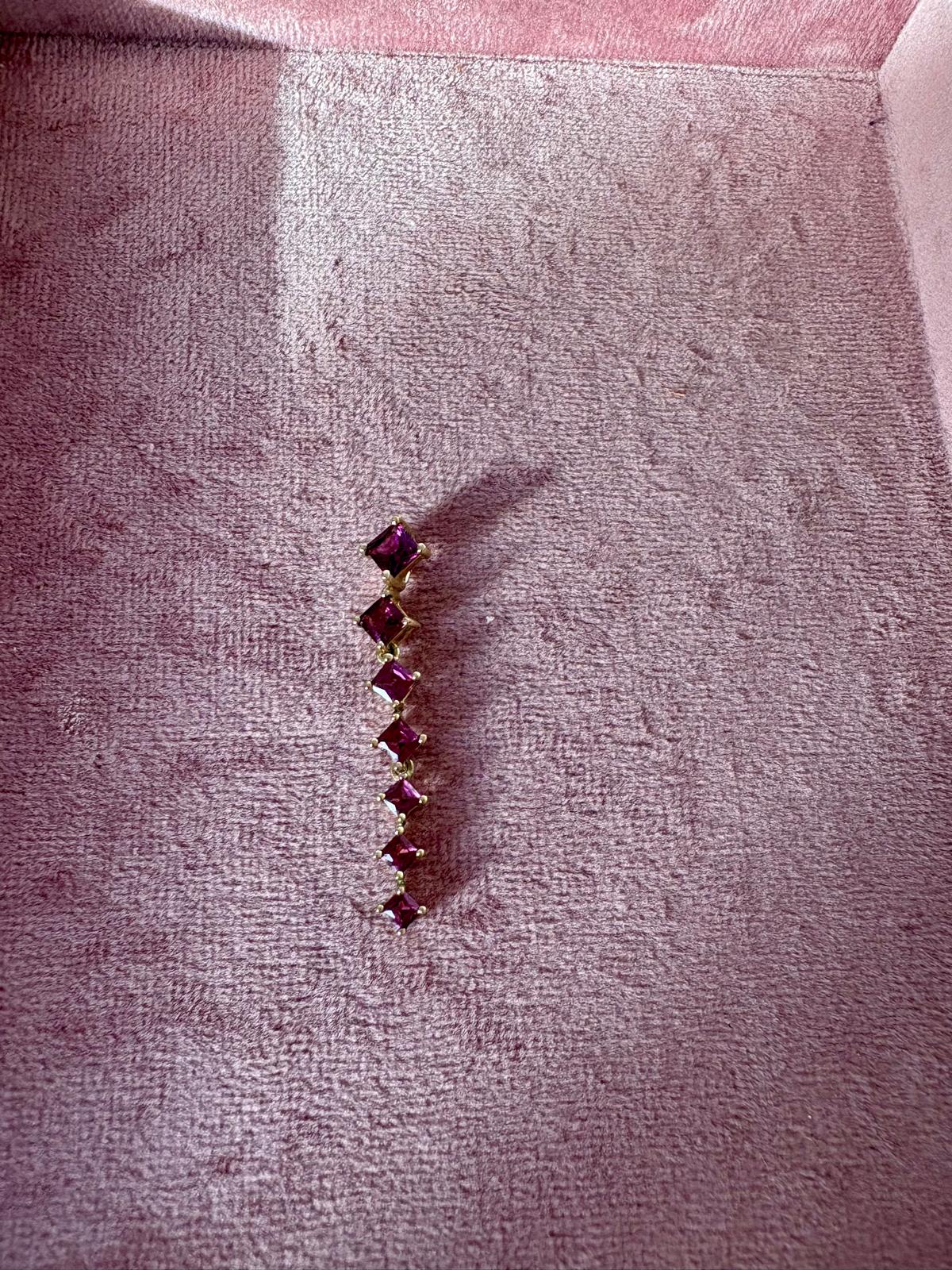 Pretty Modern Garnet Pendant in 9K Gold