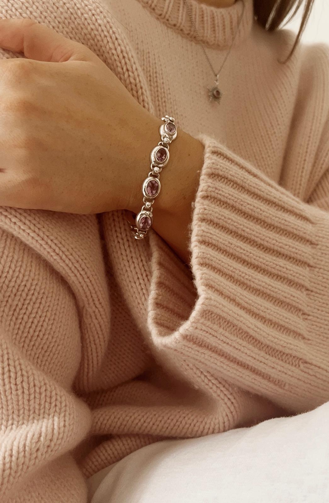 Gorgeous Modern Silver and Amethyst Bracelet