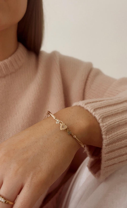 Pretty Victorian Gold and Diamond Heart Hinged Bangle