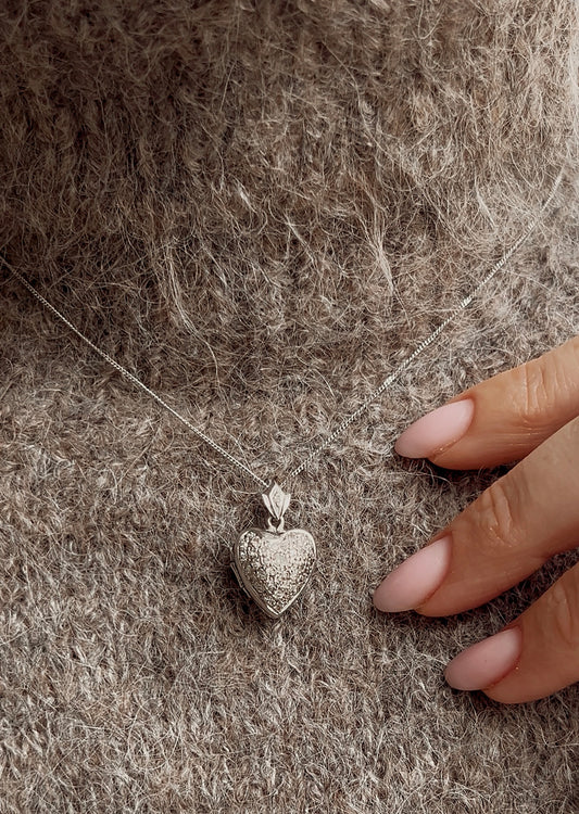 Stunning Modern Single-Cut Diamond Heart Locket Pendant
