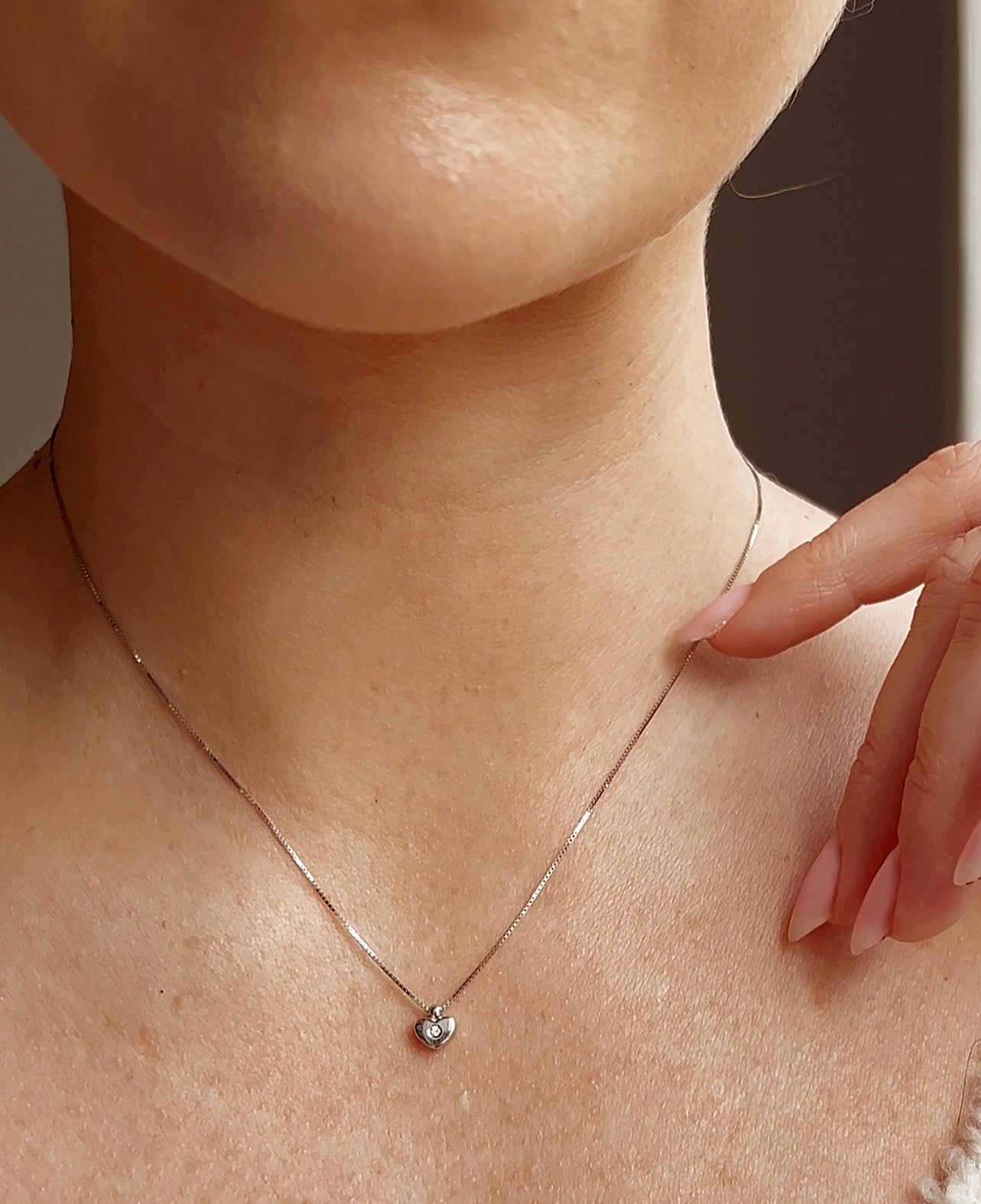 Wonderful Modern 18K White Gold and Diamond Heart Pendant on a 18K White Gold Chain