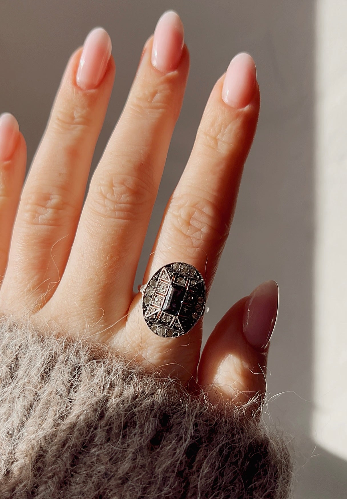 Striking Blue and White Paste Ring