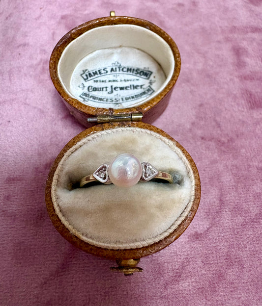 Sweet Modern 9ct Gold, Pearl and Diamond Ring