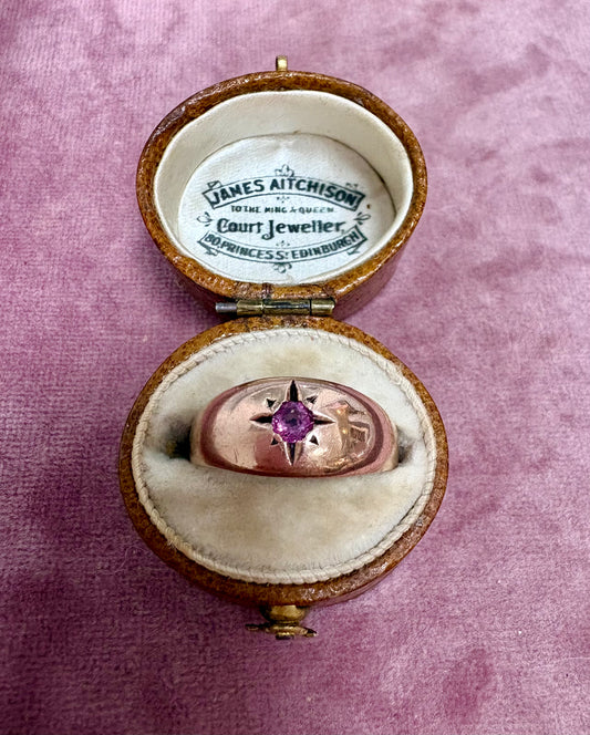 Gorgeous Vintage 9ct Gold and Ruby Starburst Ring