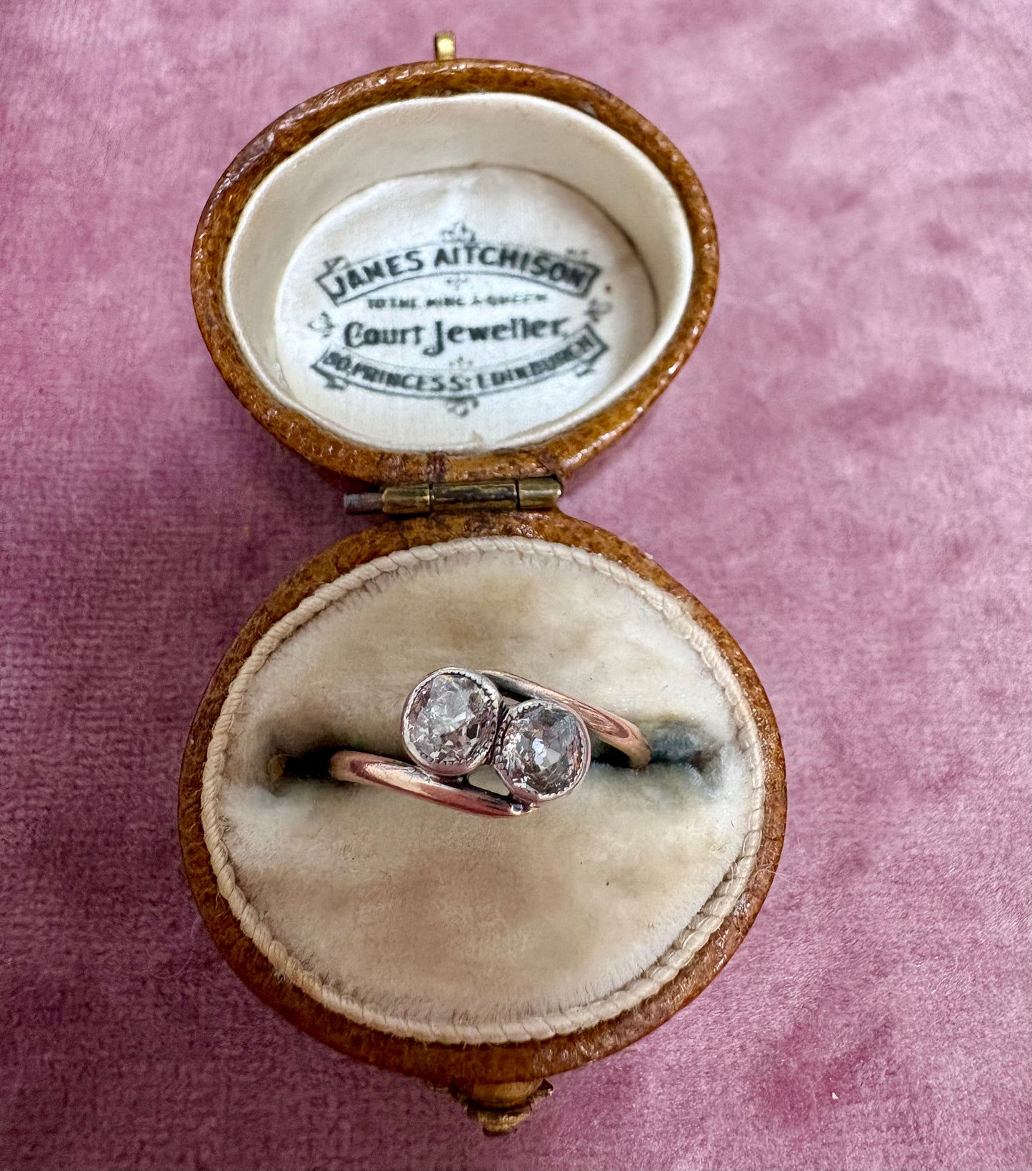 Sweet "Toi et Moi" Diamond and Gold Pinkie Ring
