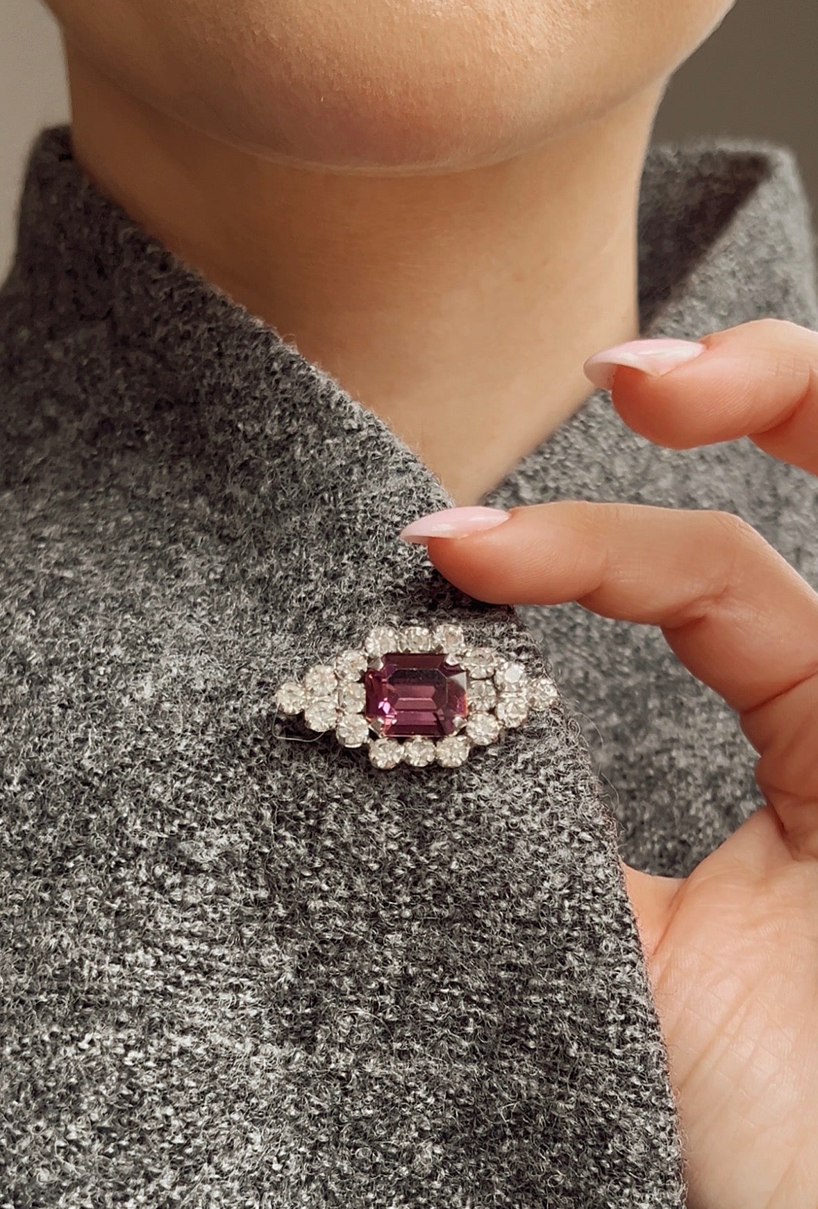 Stunning Vintage Costume Brooch