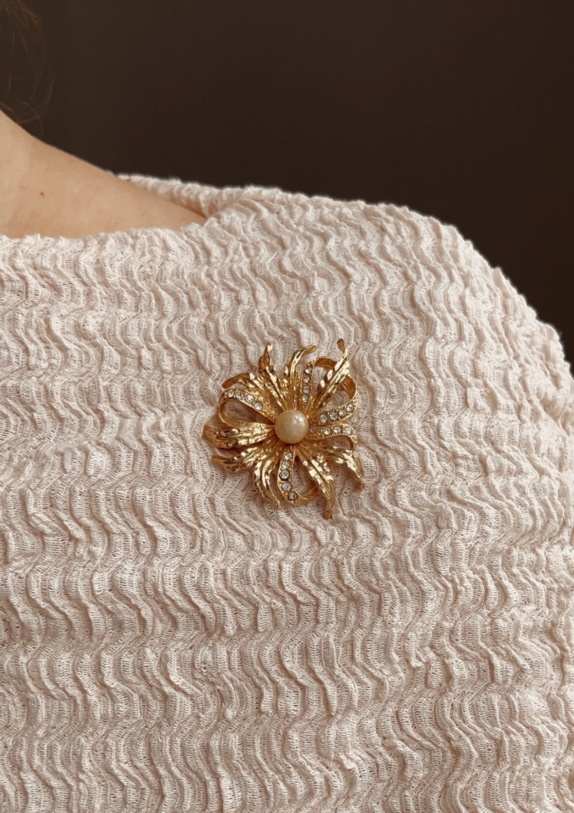 Gorgeous Vintage Brooch