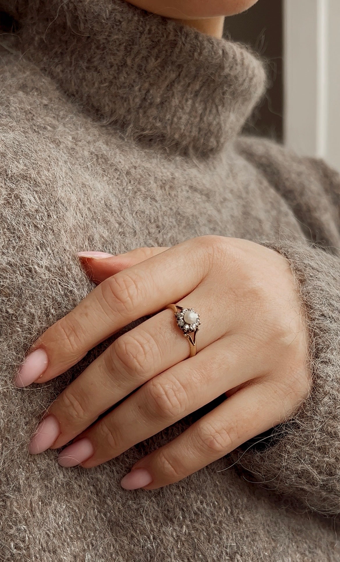 Beautiful Edwardian Gold, Pearl and Old-Cut Diamond Split-Shank Cluster Ring