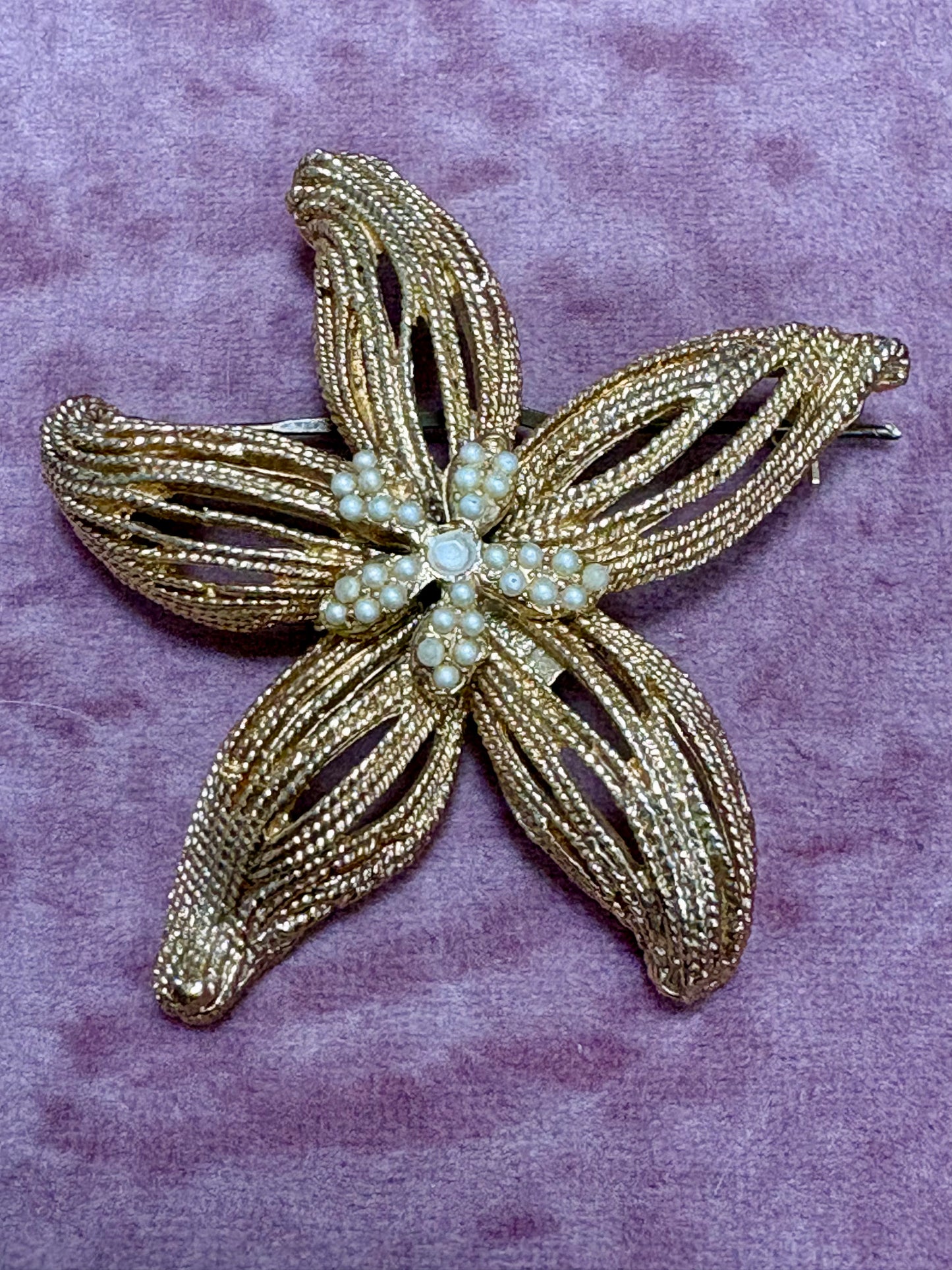 Wonderful Vintage Signed Hollywood Brooch