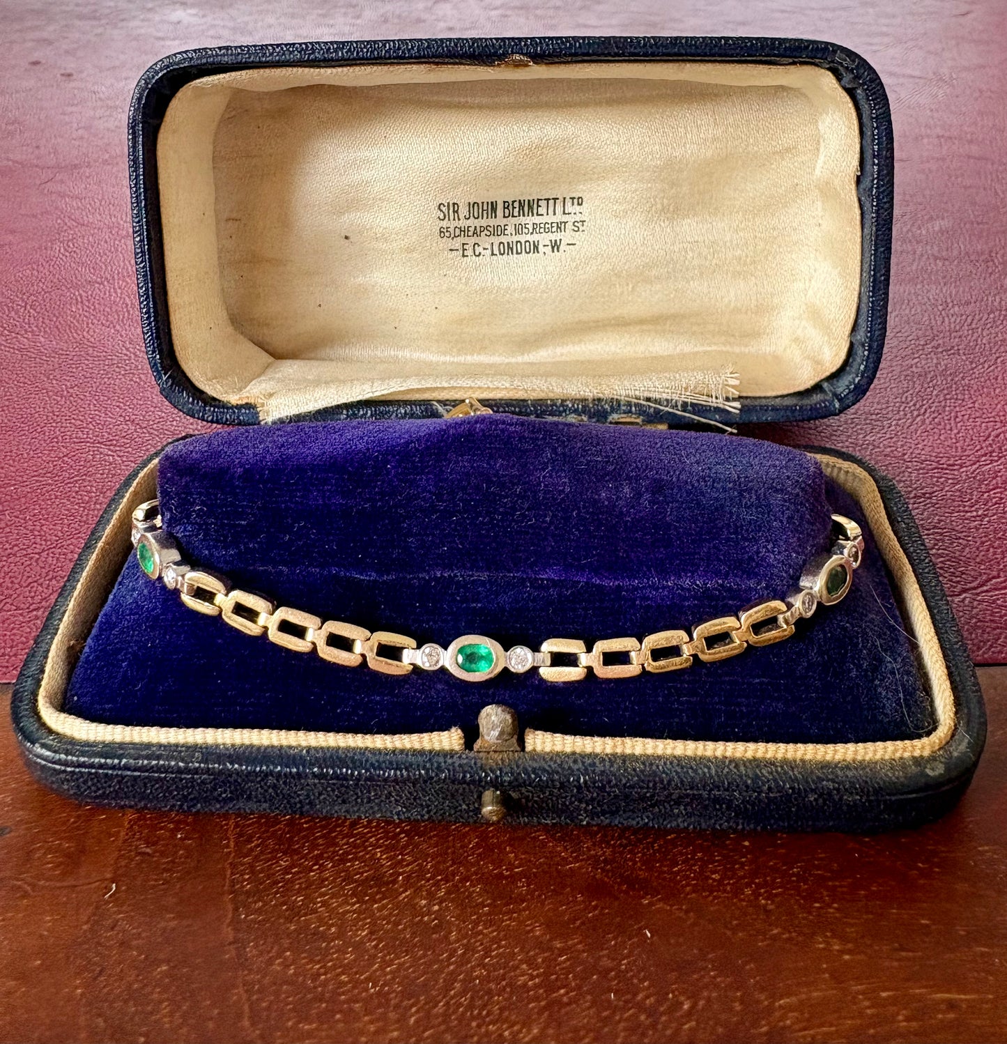 Stunning Vintage Gold, Emerald and Diamond Bracelet