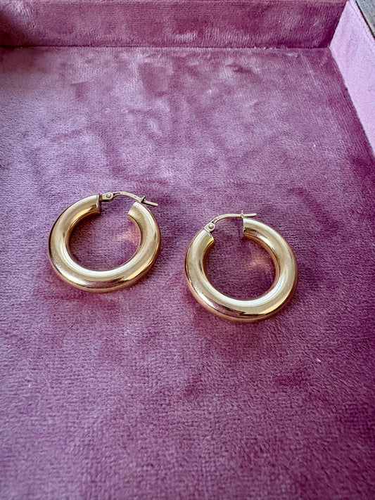 Gorgeous Vintage 9ct Gold Chunky Hoop Earrings