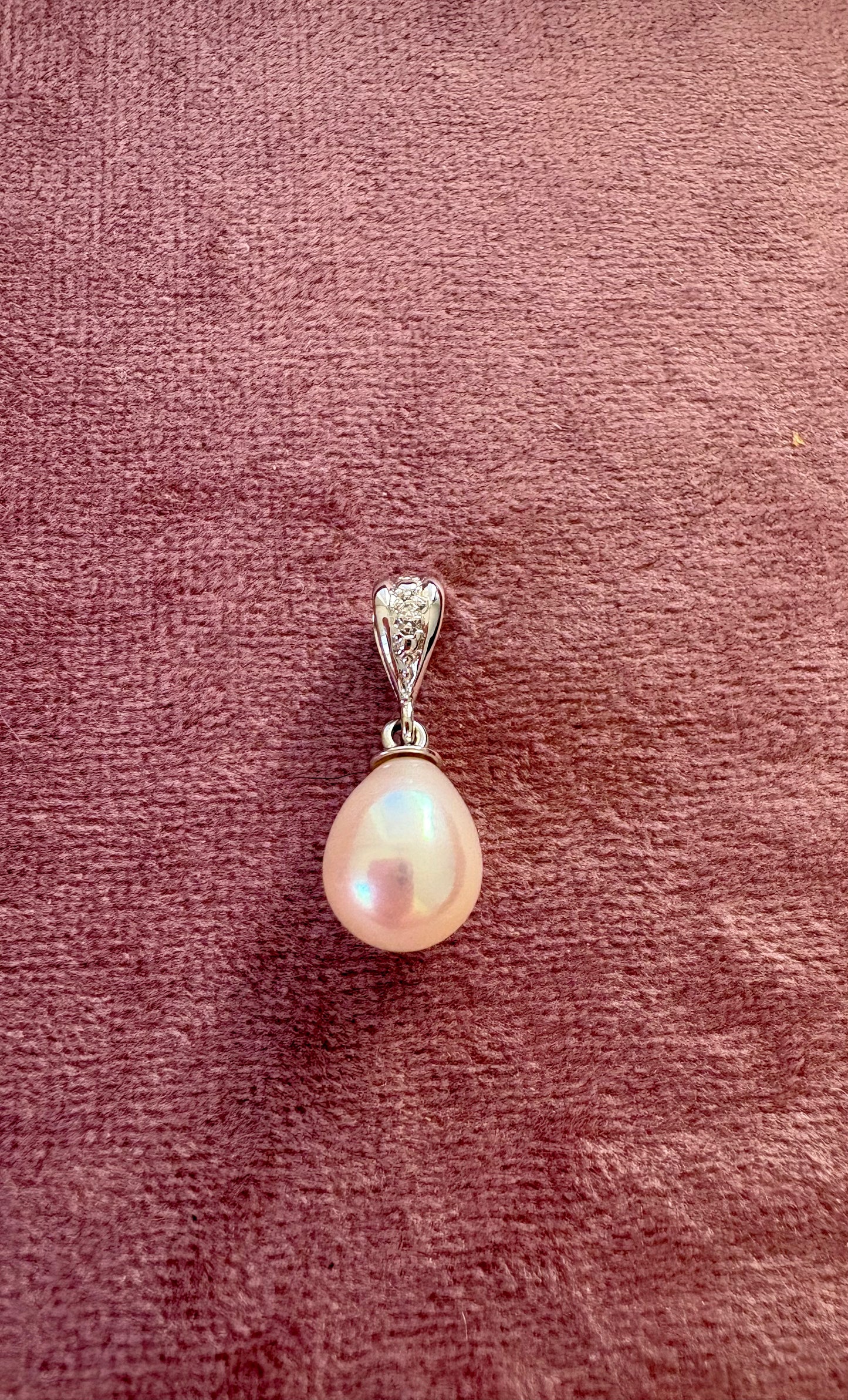 Beautiful 14K White Gold, Cultured Pearl and Diamond Pendant