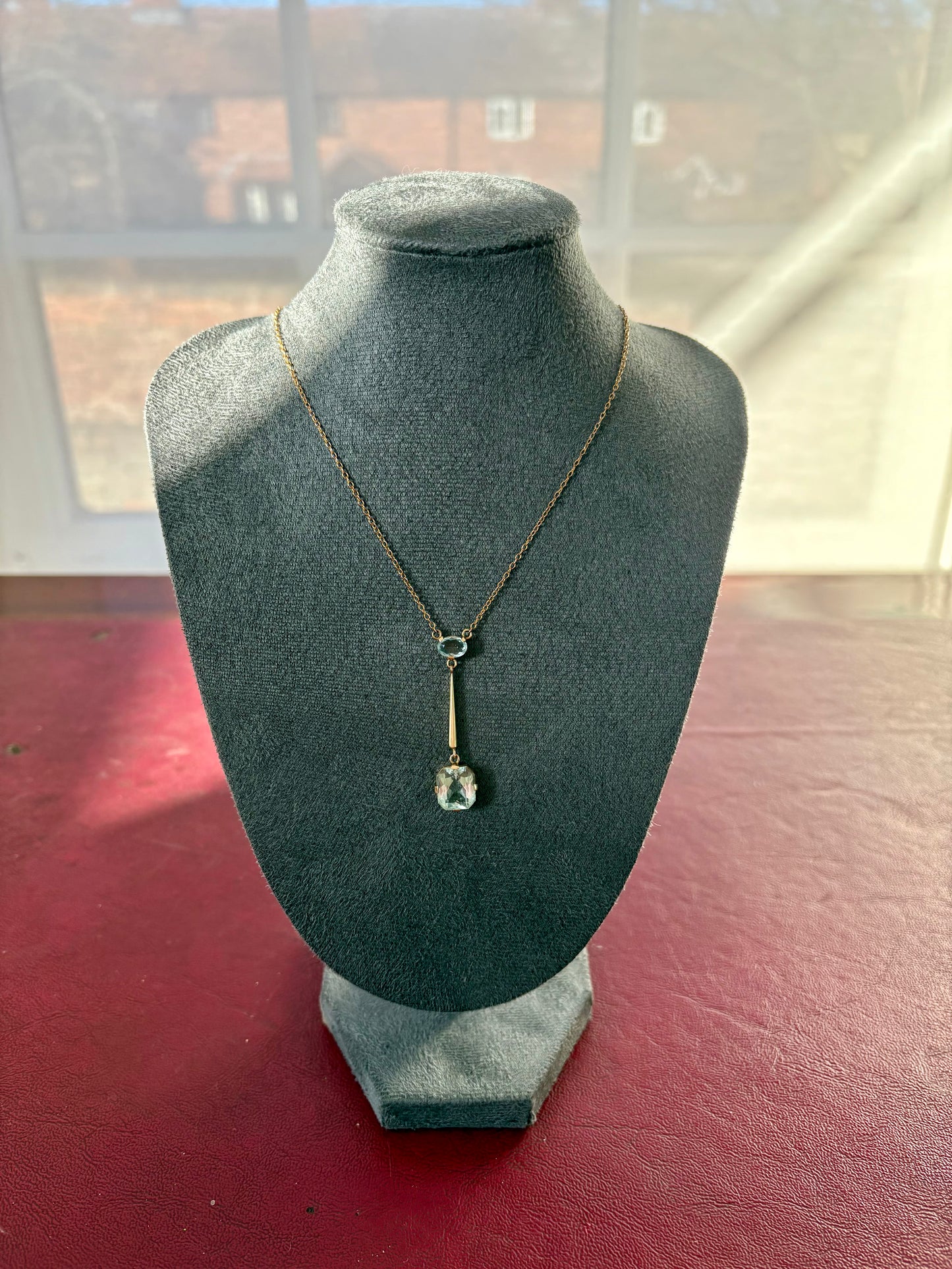 Beautiful Edwardian 9ct Gold and Aquamarine Necklace