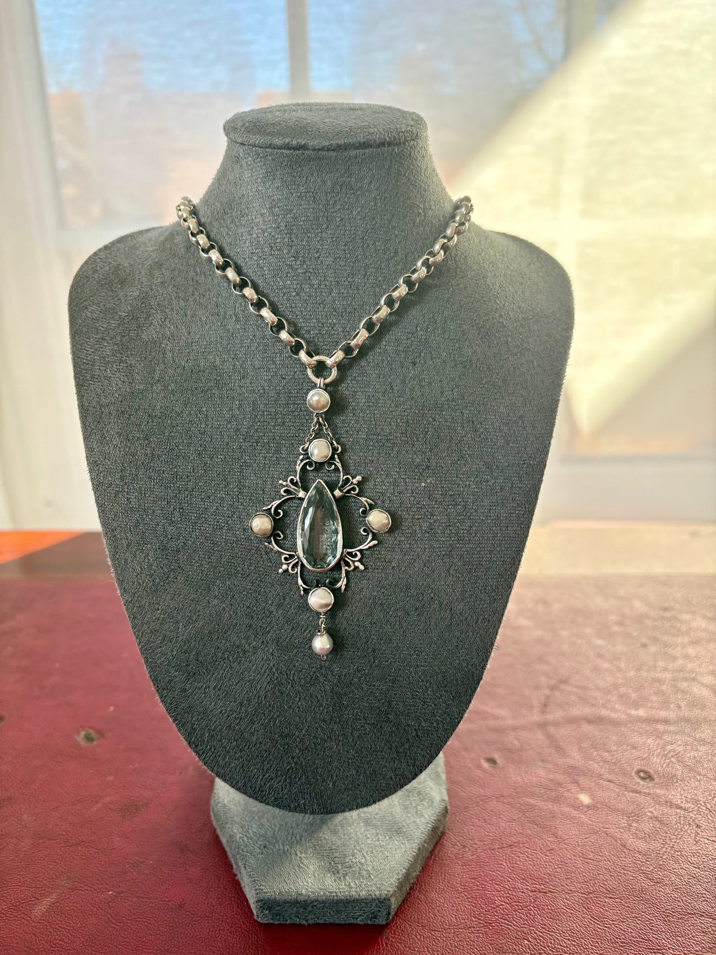 Stunning Edwardian Silver, Aquamarine and Mother-of-Pearl Pendant Necklace