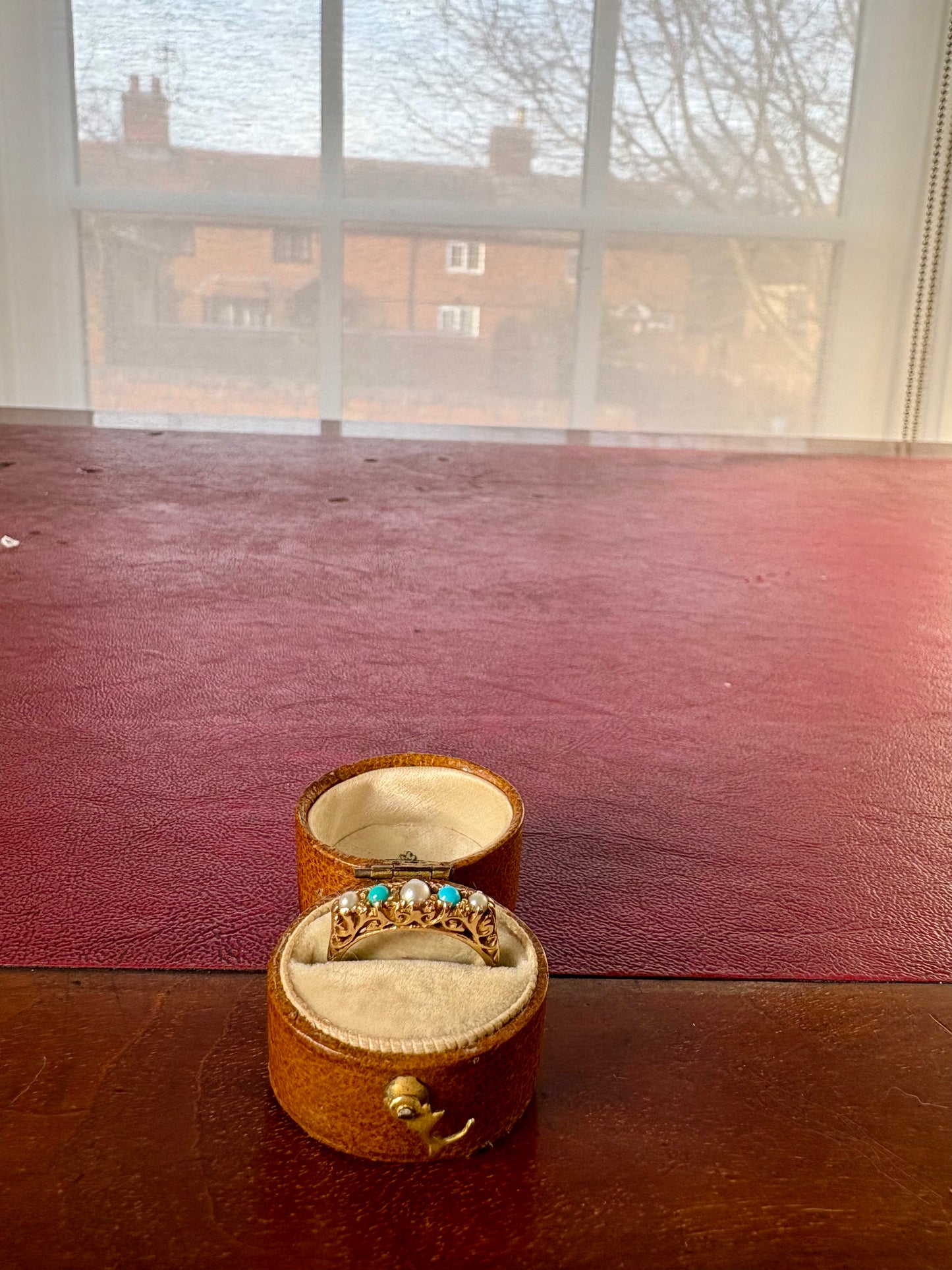 Very Sweet Antique 9ct Gold Turquoise and Split Pearl Ring