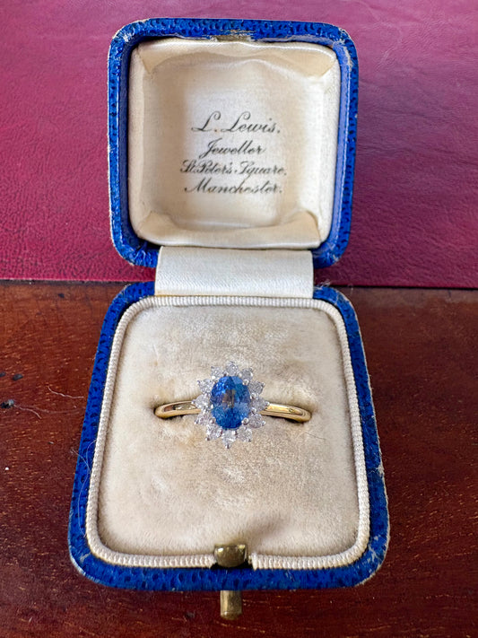 Very Beautiful Dainty 9ct Gold, Blue Sapphire and Diamond Cluster Ring