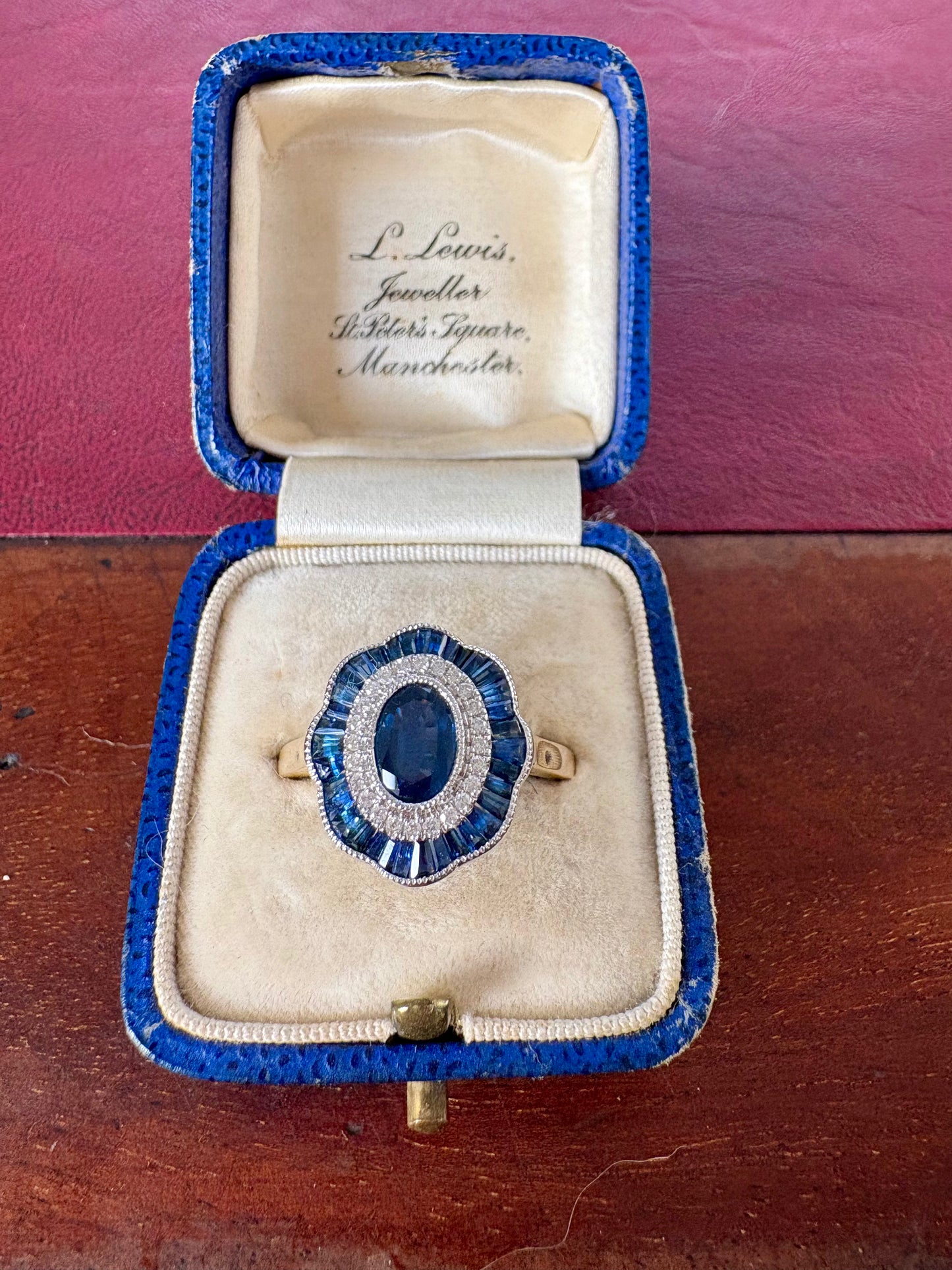 Wonderful Modern 18ct Gold, Blue Sapphire and Diamond Cluster Ring