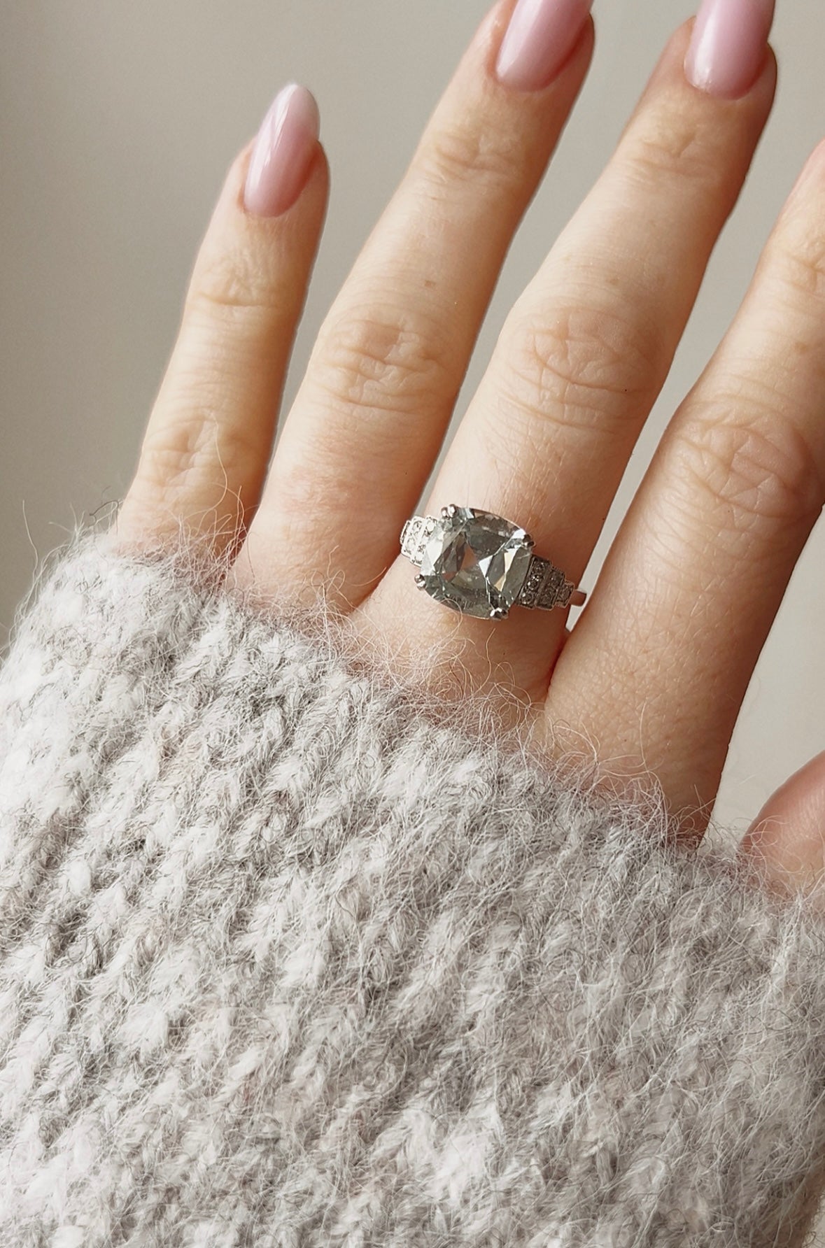 Gorgeous Art Deco Style Platinum, Aquamarine and Diamond Ring