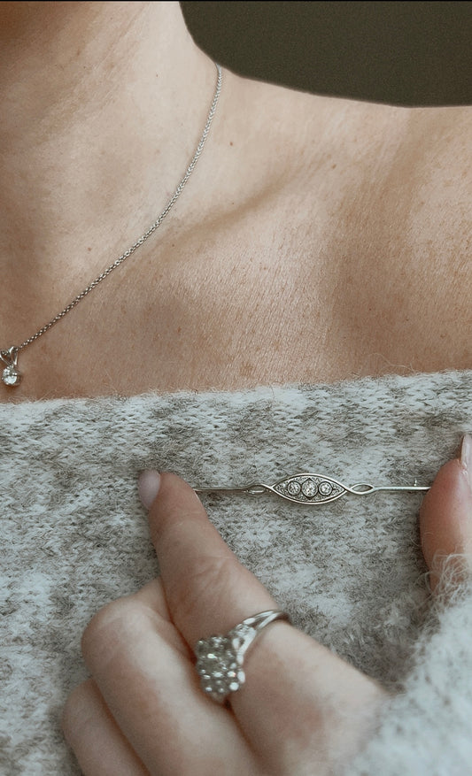 Charming Early 20th Century Diamond Bar Brooch in its original box from Roberston and Watt, High Street, Dundee, Scotland