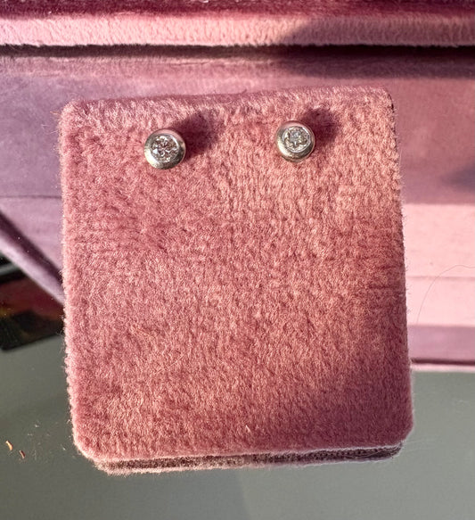 Beautiful Platinum and Natural Diamond Single Stone Earrings