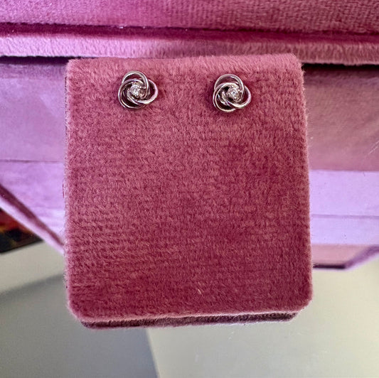 Gorgeous 18ct White Gold Diamond Knot Earrings