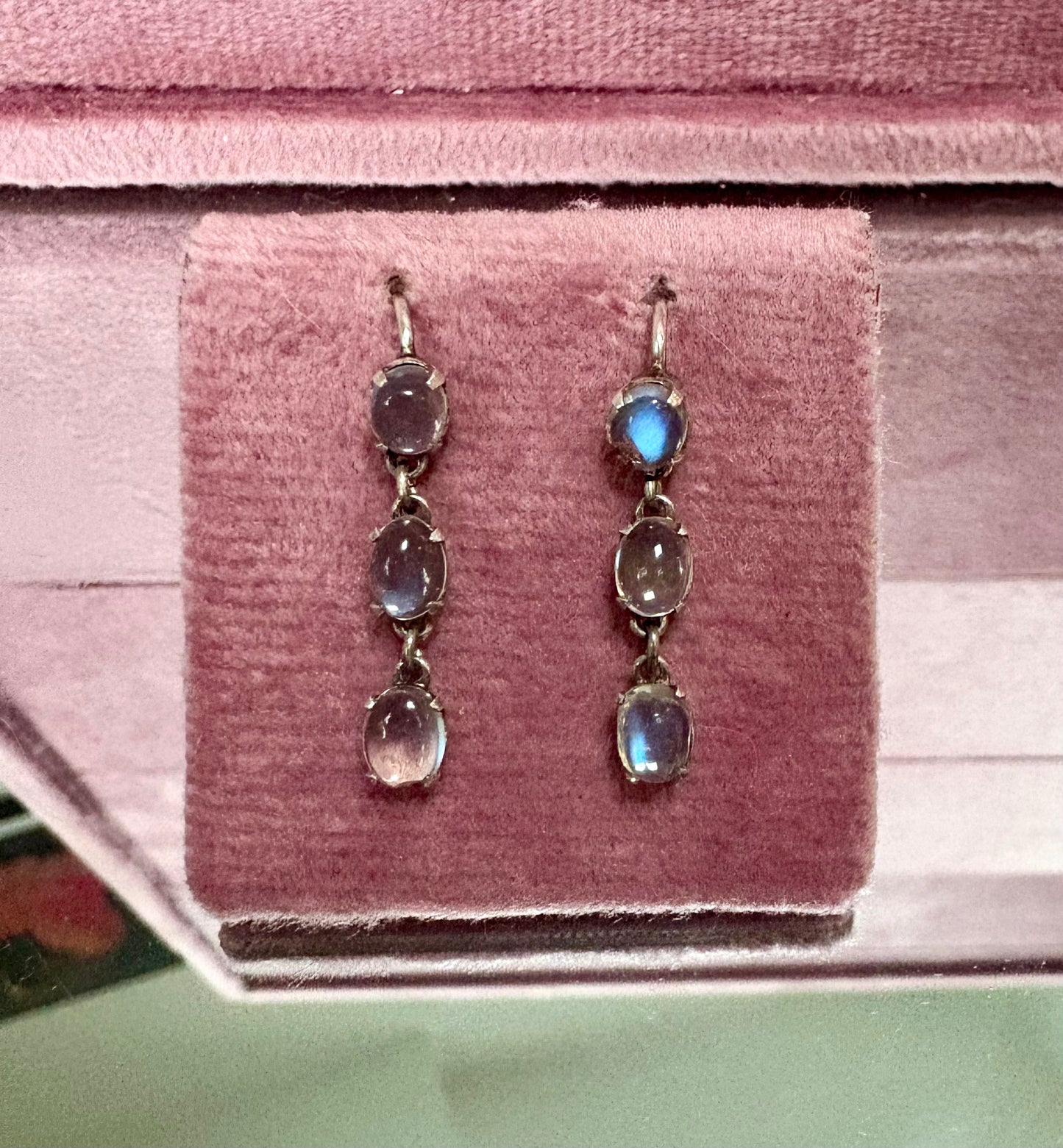 Beautiful 20th Century Silver Moonstone Drop Earrings
