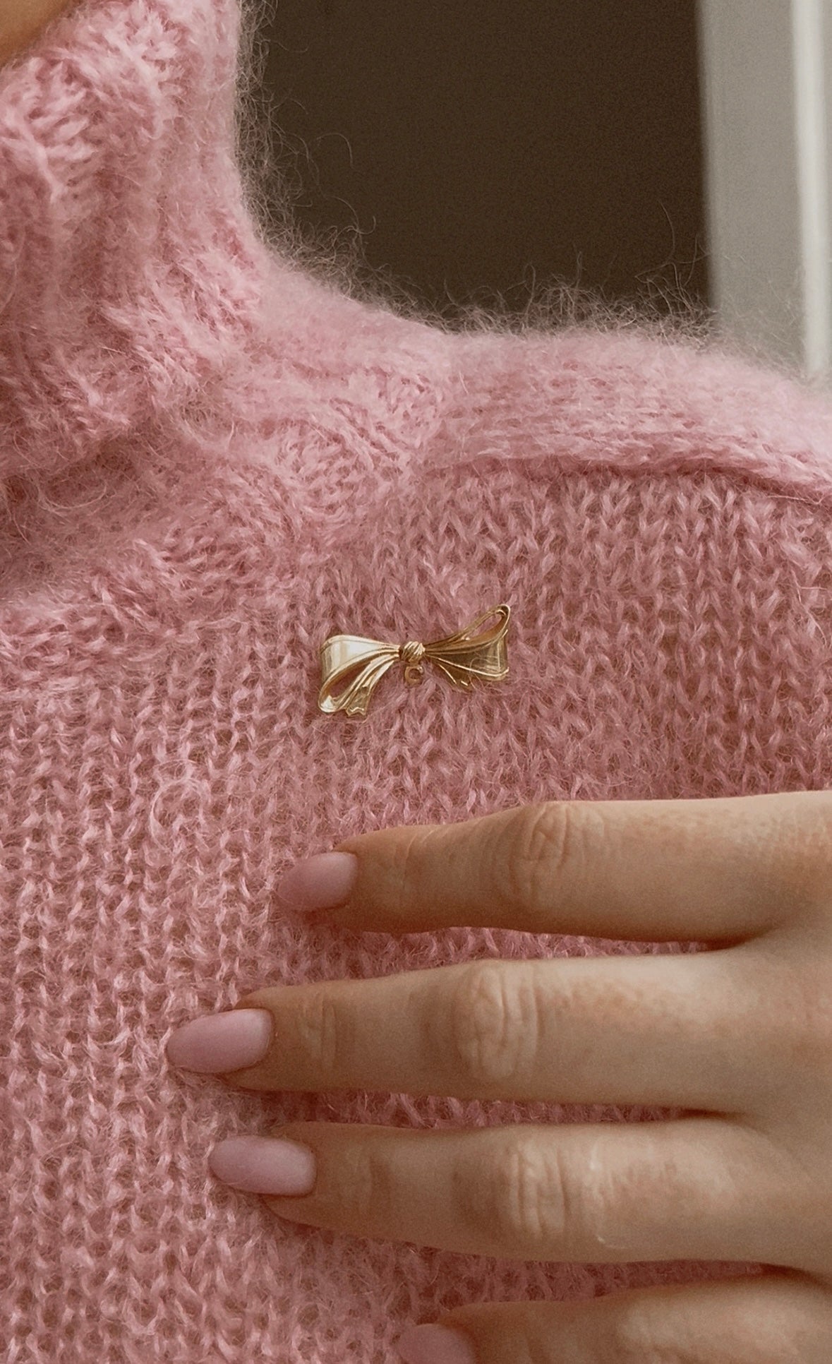 Gorgeous Vintage 18ct Gold Bow Brooch