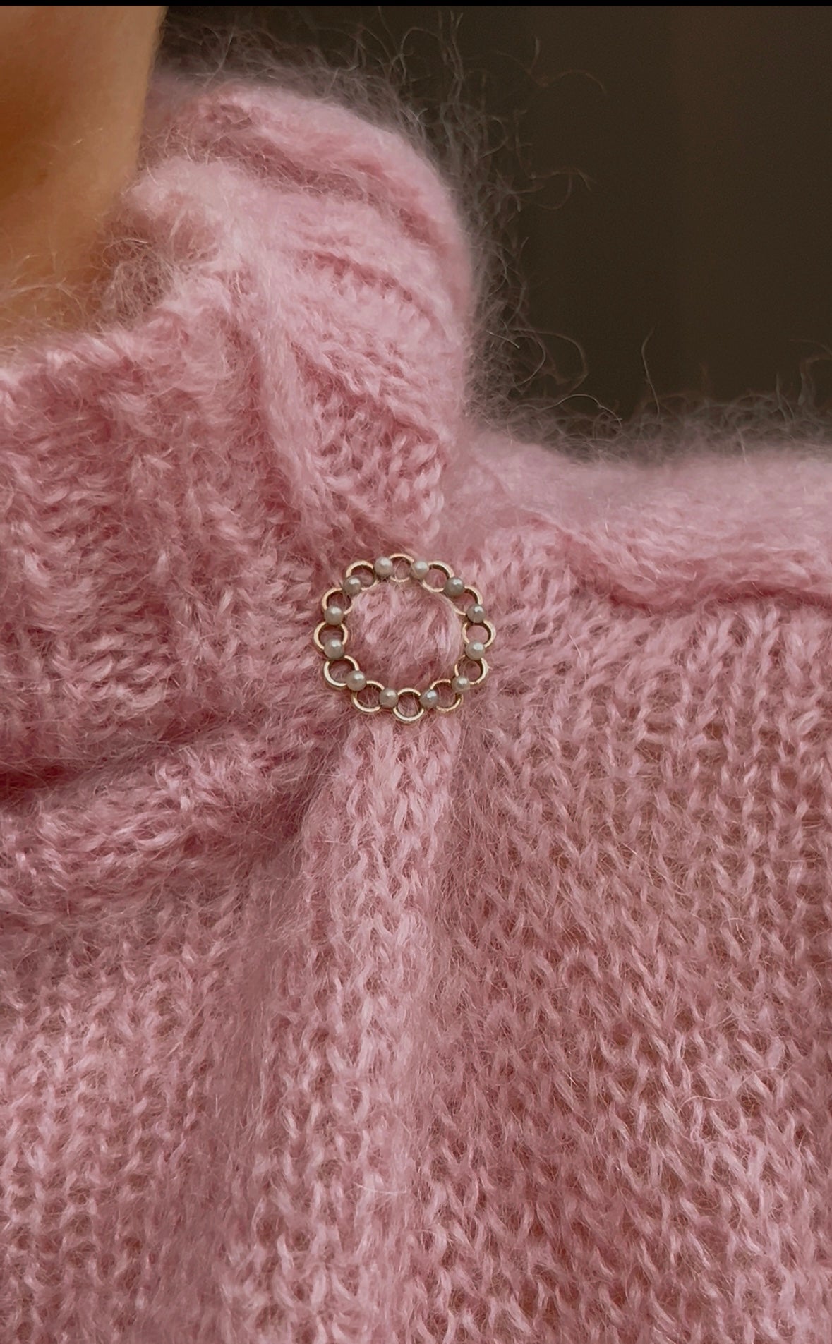 Gorgeous 20th Century Gold and Seed Pearl Wreath Brooch