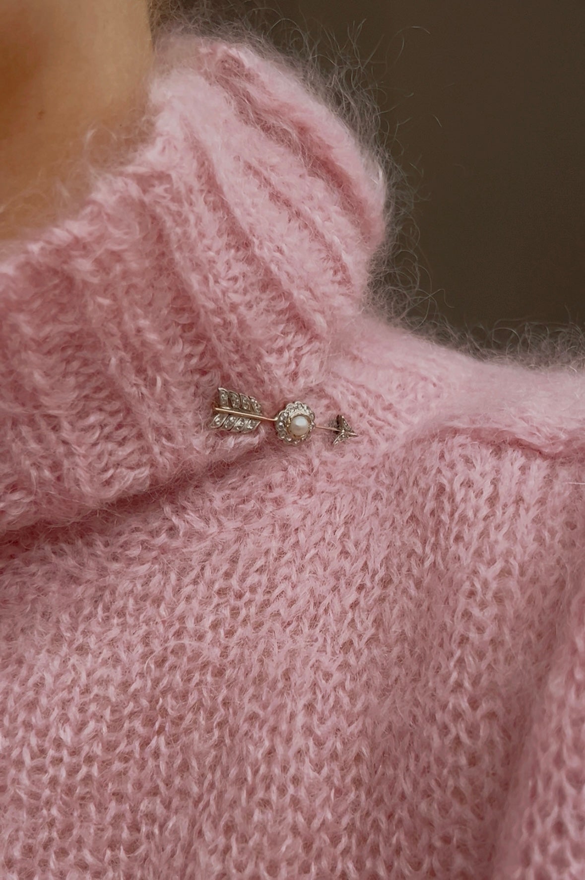 Divine Edwardian Diamond Arrow Brooch