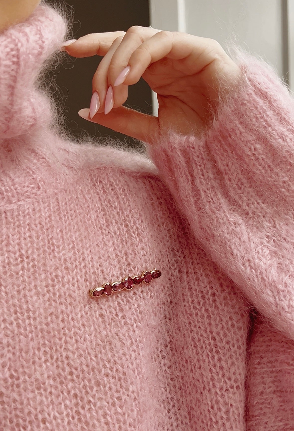 Stunningly Beautiful Early 20th Century Gold, Pink Garnet Brooch in Original Case