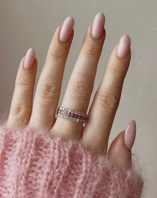 Gorgeous Modern Pink Sapphire and Diamond Ring