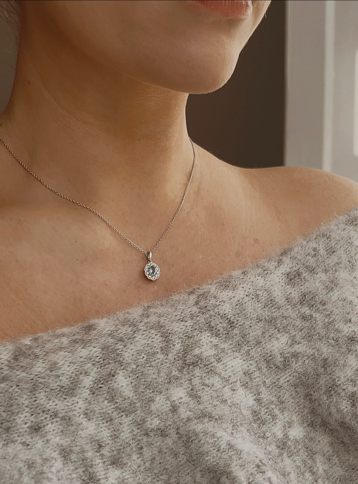 Very Gorgeous Modern 18ct White Gold, Aquamarine and Diamond Pendant and Chain