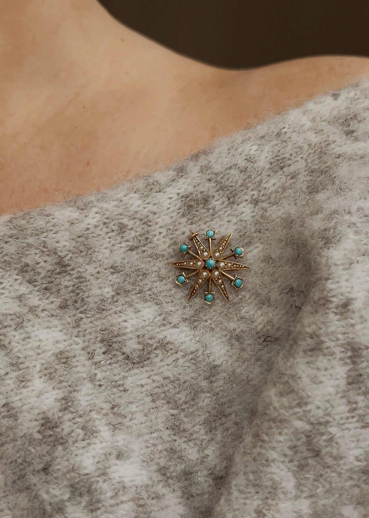 Superb Victorian 15ct Gold, Paste and Split Pearl Brooch