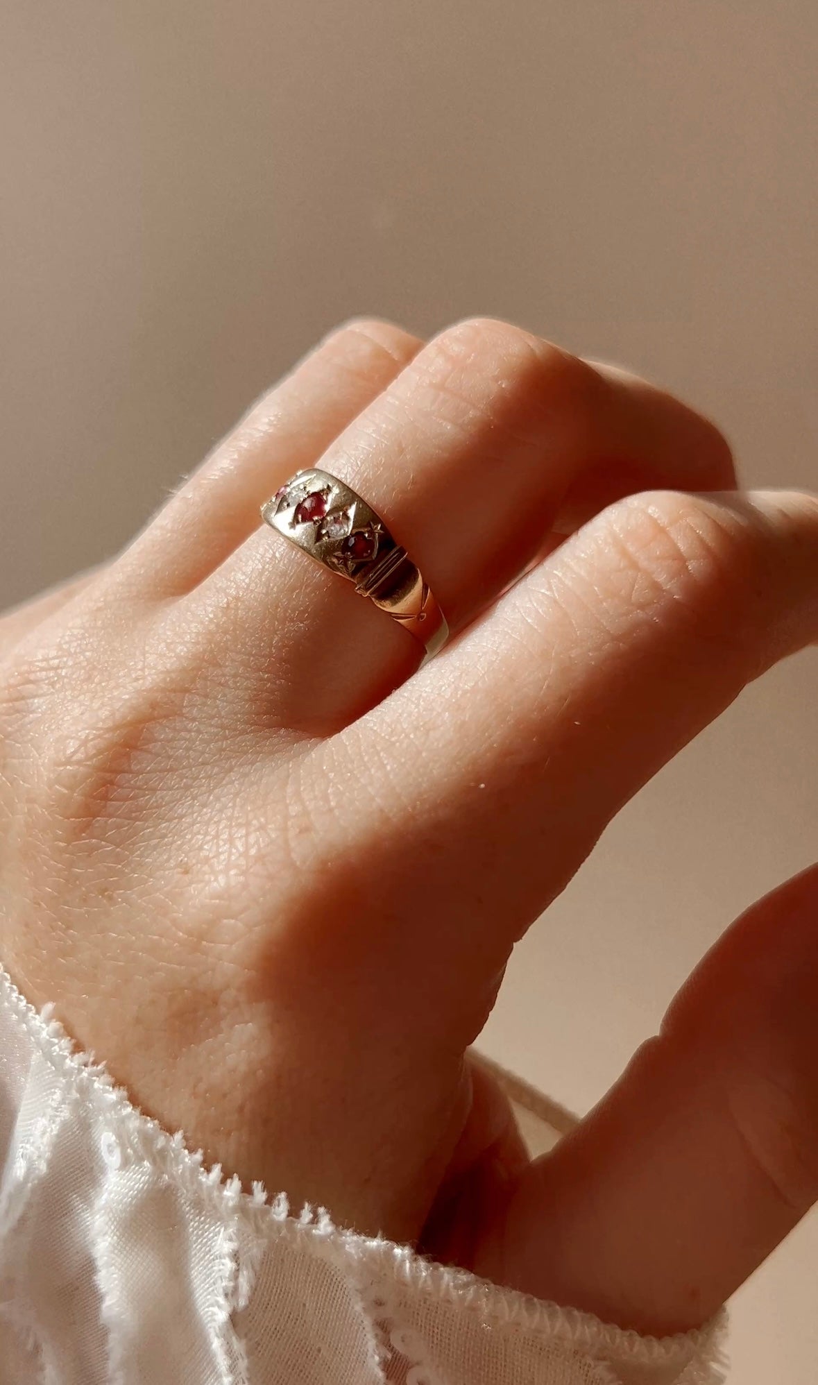 Beautiful Victorian 18ct Gold, Ruby and Rose-Cut Diamond Ring
