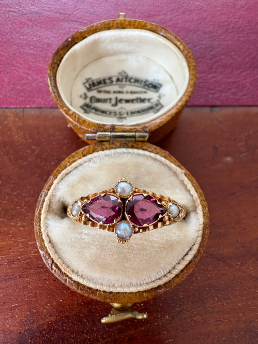 Stunning Victorian 15ct Gold, Garnet and Split Pearl Ring