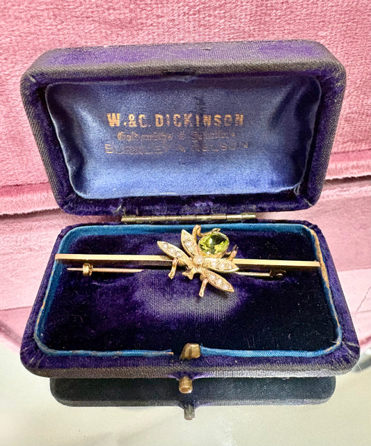 Wonderful Edwardian 9ct Gold, Peridot and Split Pearl Insect Brooch in Original Case
