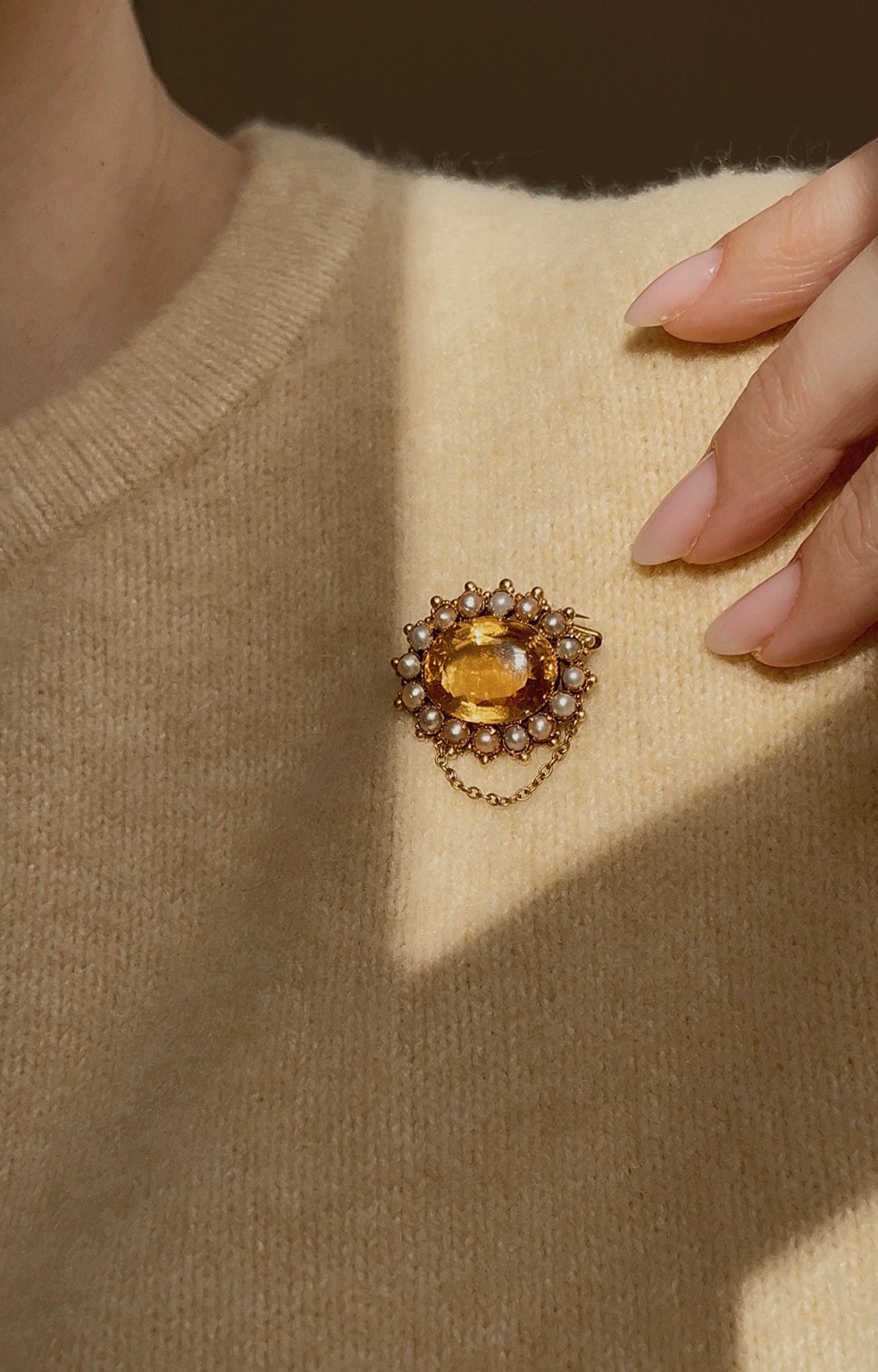 Stunning Victorian Citrine and Split Pearl Cluster Brooch with Safety Pin